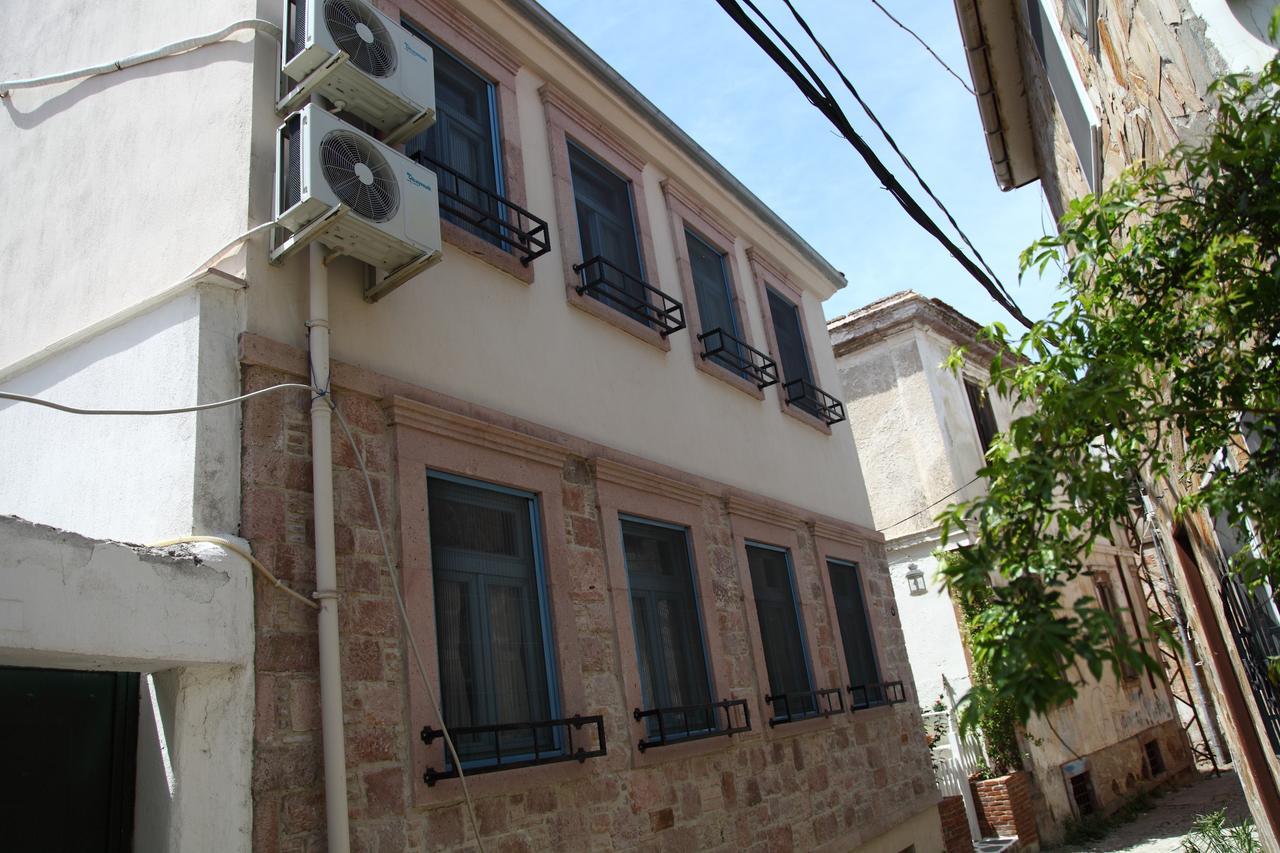 Ferienwohnung Cesmeli Han Ayvalı Exterior foto